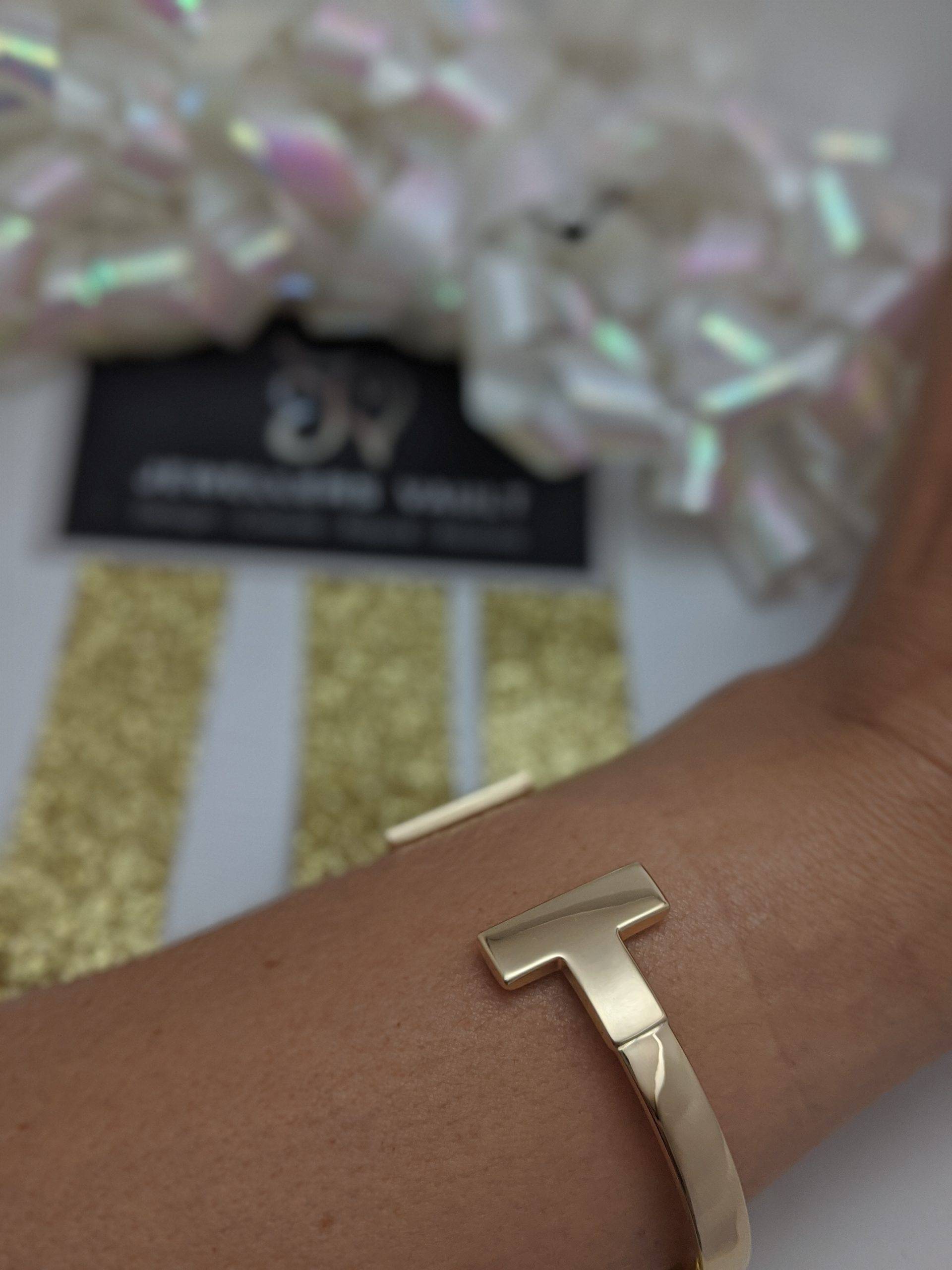 customised gold bangle